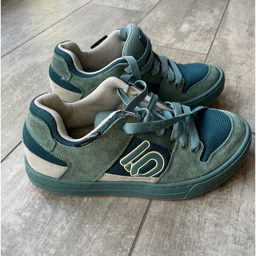 Adidas Five Ten Womens Freerider Mountain Bike Shoes